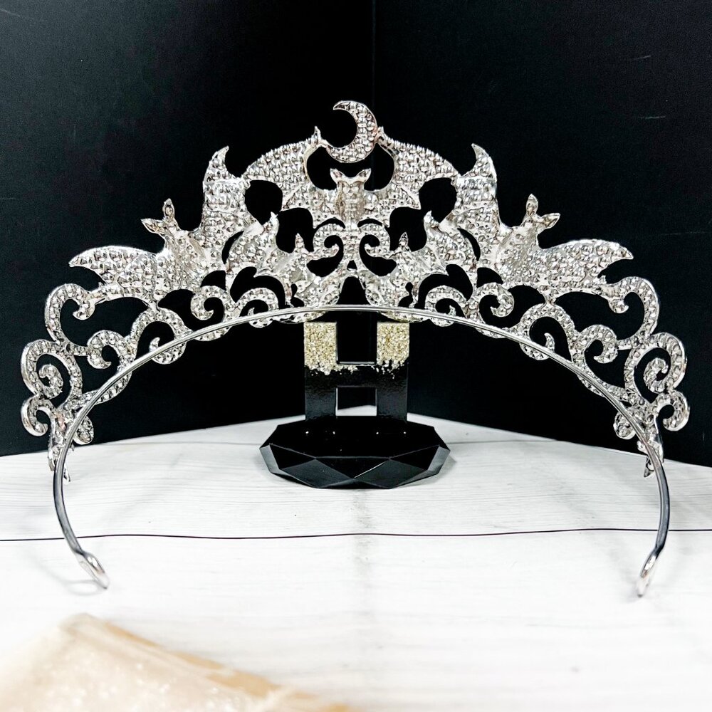 Vampire Bat Crown, Crystal crown, Witch crown, Evil queen crown, Silver crown - Picture 7 of 9